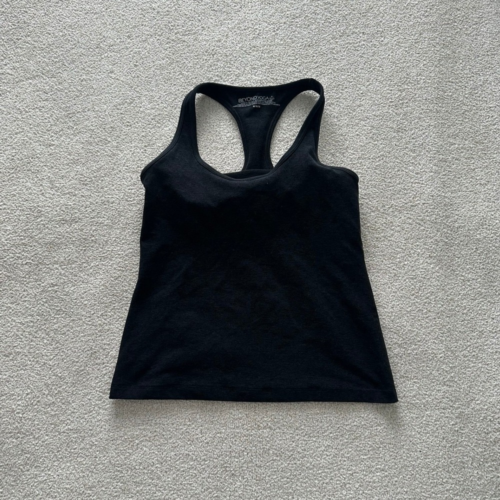 Beyond Yoga Spacedye Step Up Racerback Tank size Medium in Black